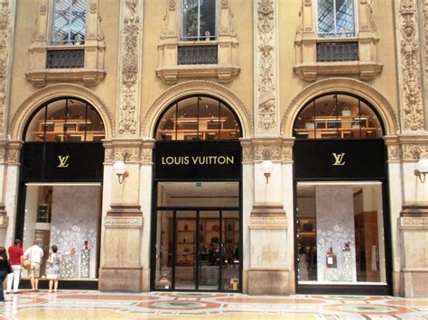 louis vuitton trieste|louis vuitton italy stores.